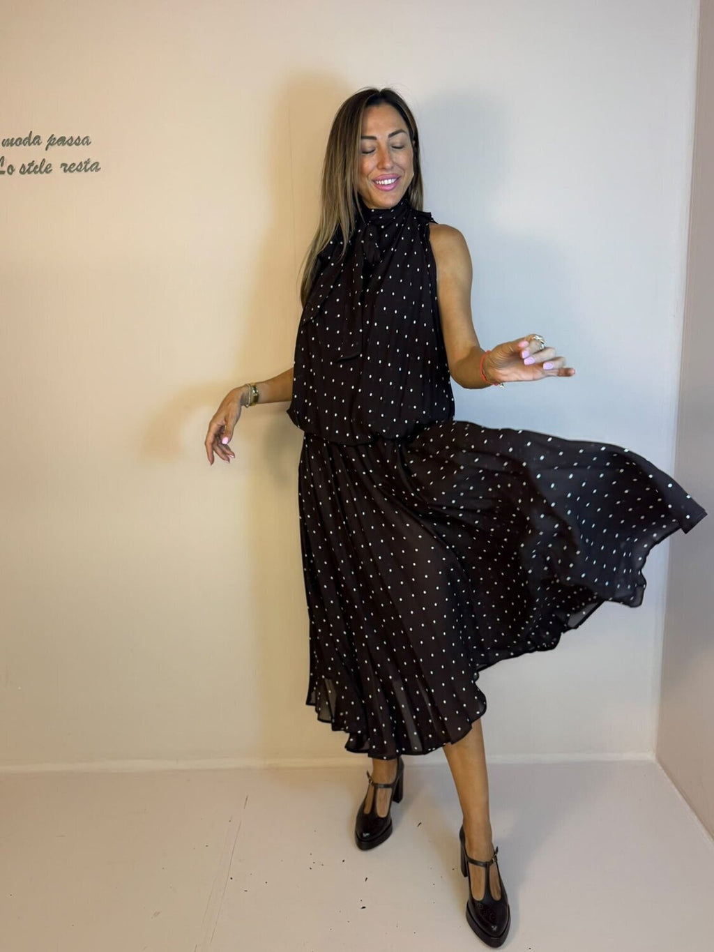 005906.5469_4.jpg